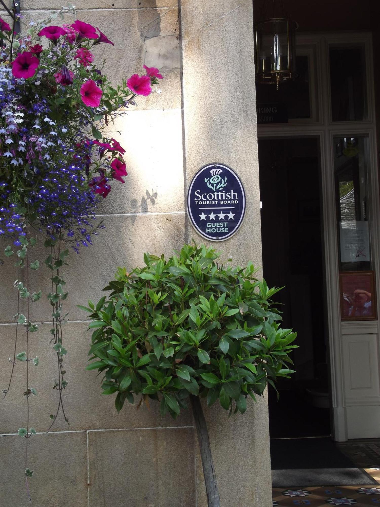 Albyn Townhouse Hotel Edinburgh Bagian luar foto